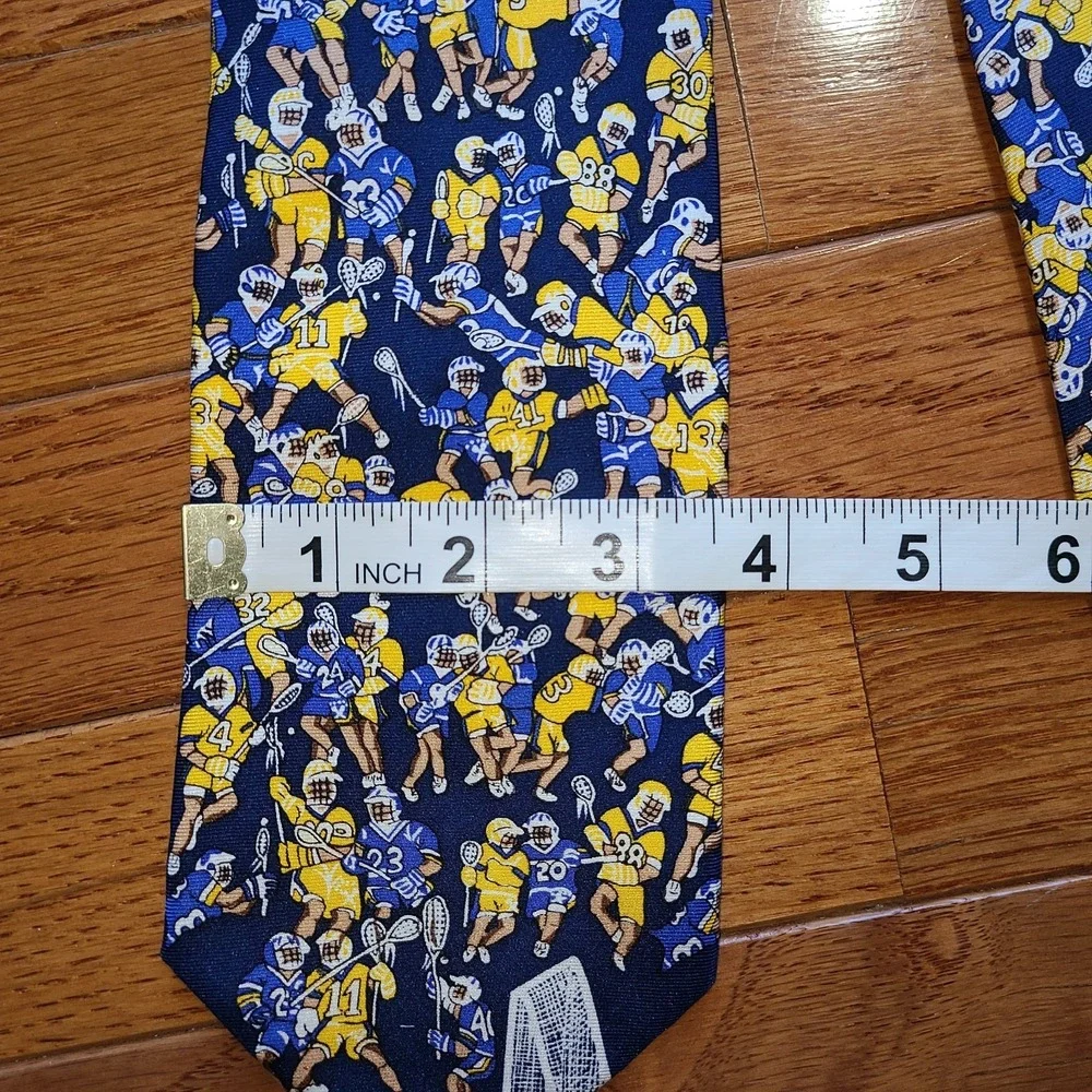 Alynn neck tie 